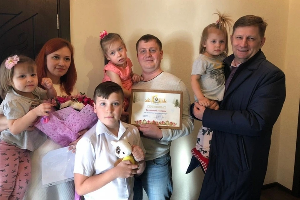 Фургал исполнил мечты детей-инвалидов Хабаровского края