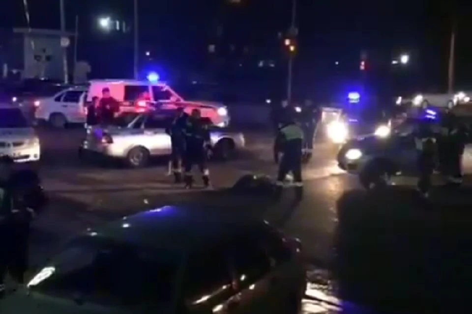 Преступники атаковали патруль ДПС. Фото: кадр видео