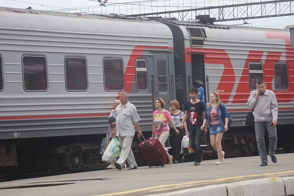 Соблазнил соседку на секс в поезде дальнего следования – massage-couples.ru