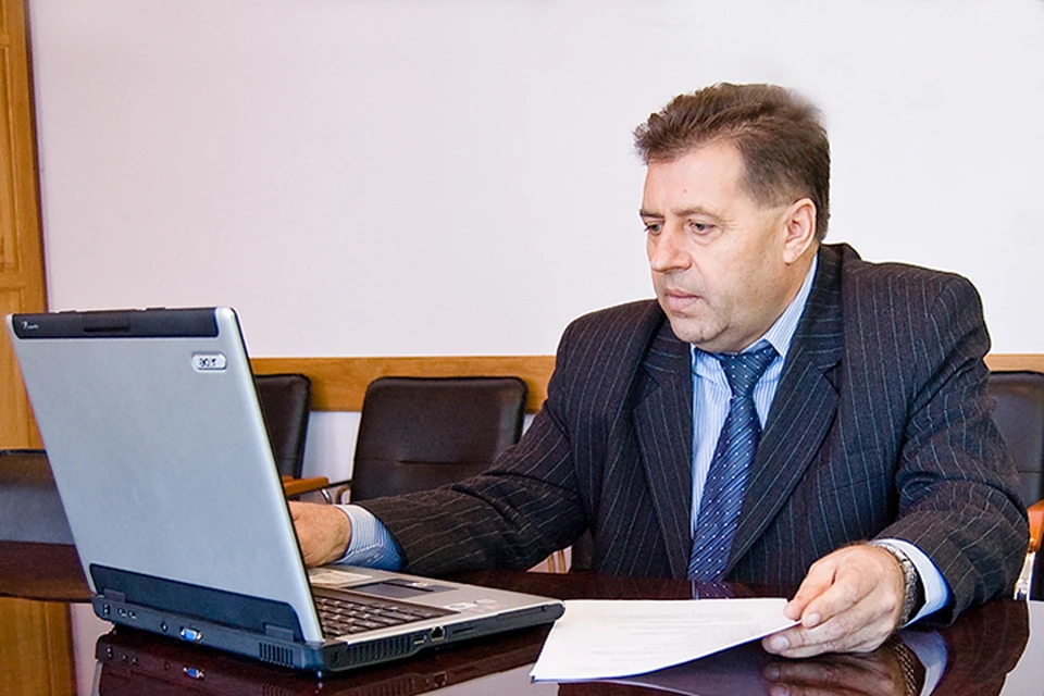 Владимира Рудника подозревают в превышении должностных полномочий