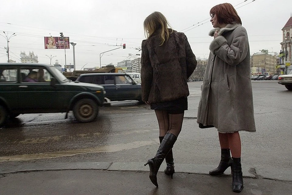 Проститутку-мошенницу из Комсомольска-на-Амуре осудили за то, что она брала деньги с клиентов и сбегала