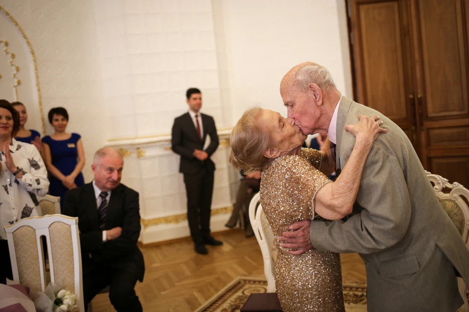 Ровно 70 лет влюбленные скрепили свои чувства узами брака
