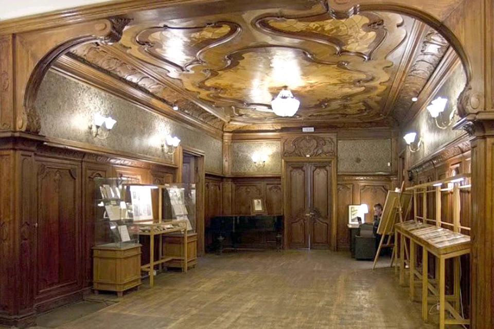 Музей Владимира Набокова находится в Санкт-Петербурге, на Большой Морской, 47.