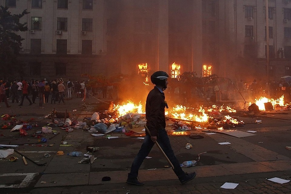 Трагедия в одессе 2 мая 2014 года фото