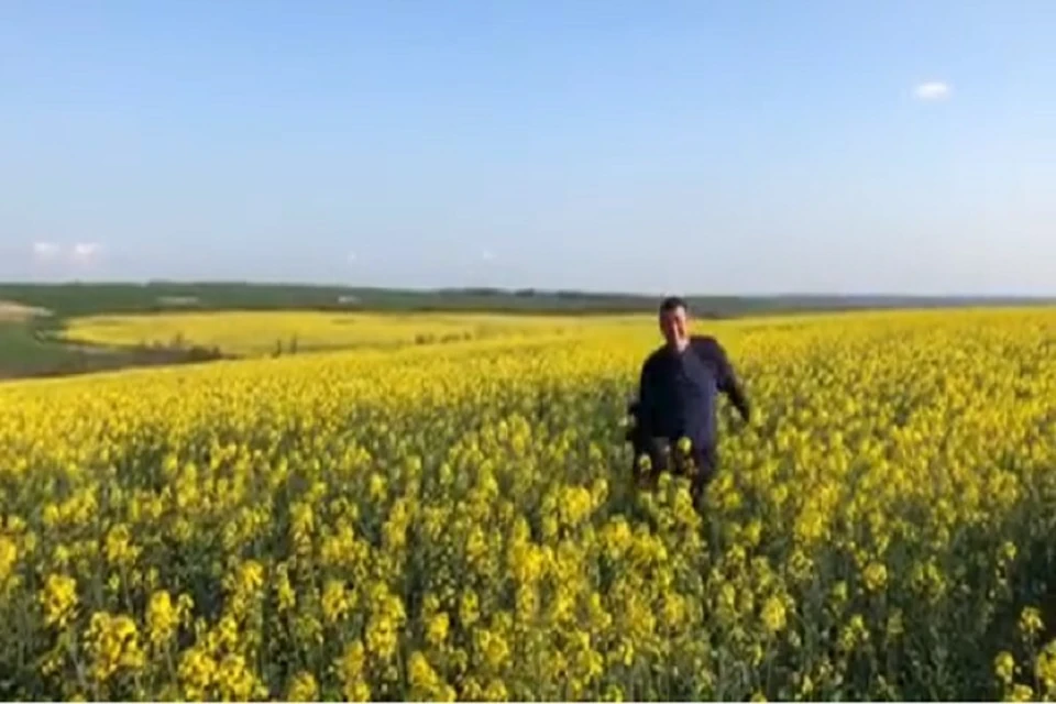 Судя по всему, Андрей Мерзликин решил побывать на Украине (Фото: скрин с видео).