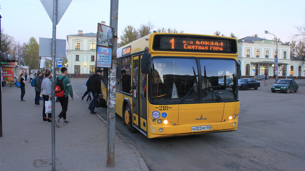 Как будут ходить автобусы в День Победы-2019 в Пскове - KP.RU