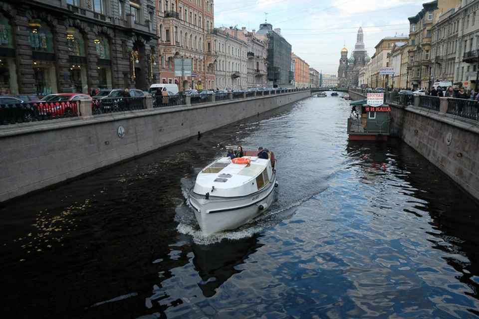 Речные прогулки в Санкт-Петербурге в 2019 году подорожали в среднем на 4-7 процентов.