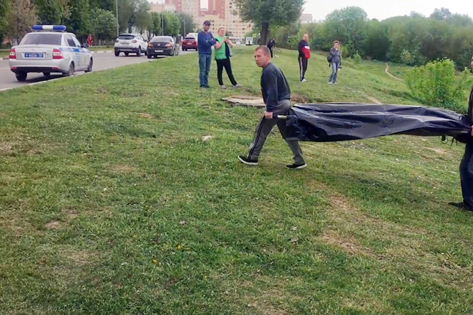 Личность мужчина пока не установлена. Тело направлено в морг для проведения экспертизы