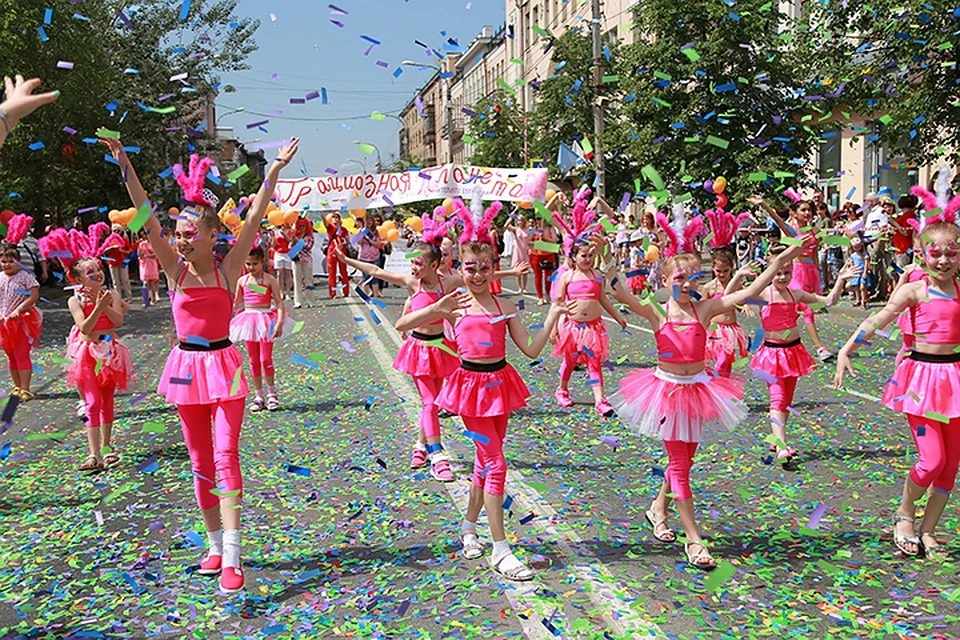 Ходите ли вы на детский карнавал?