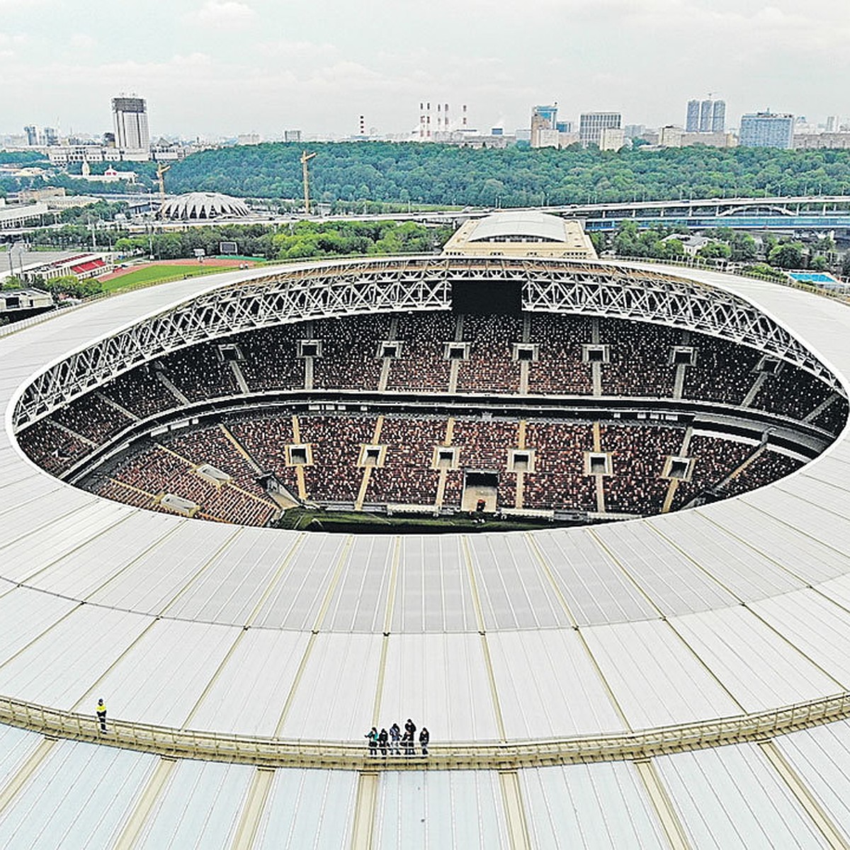 Открытые крыши Москвы: «Лужники», «Детский мир» и парк Горького - KP.RU