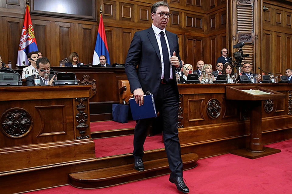 Президент Сербии Александр Вучич приказал привести в полную боевую готовность Вооруженные силы страны и спецназ МВД