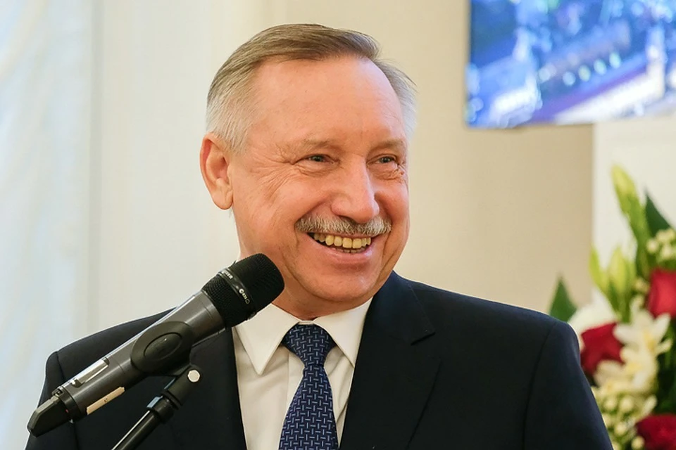 Александр Беглов подал документы на участие в выборах губернатора Петербурга.