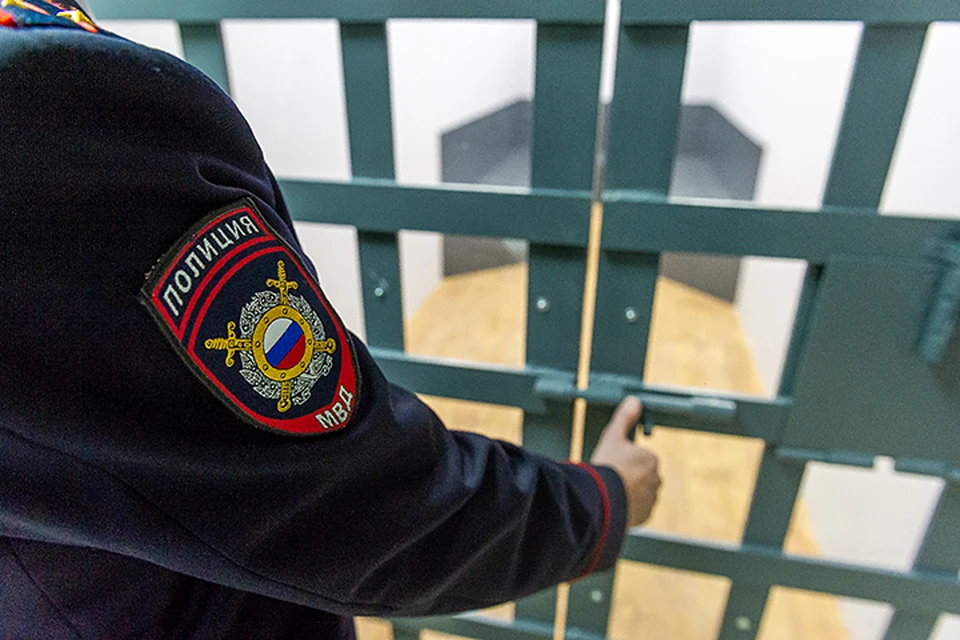 Обвинение Филиппу уже предъявлено. Ему грозит до 8 лет лишения свободы