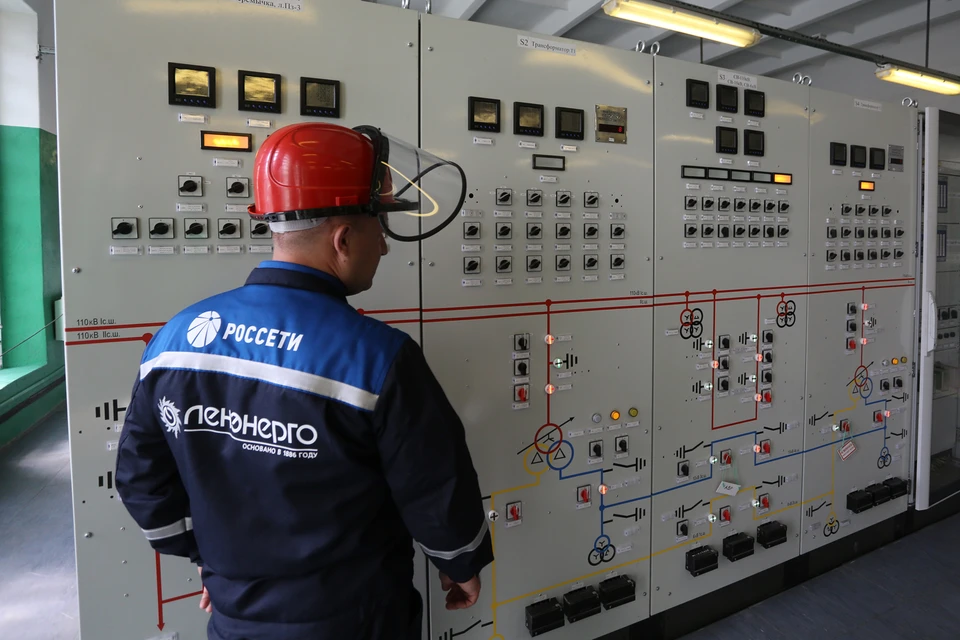 «Ленэнерго» оперативно справилось с перебоями в подаче электроэнергии на Крестовском острове Фото: Светлана ХОЛЯВЧУК/ТАСС