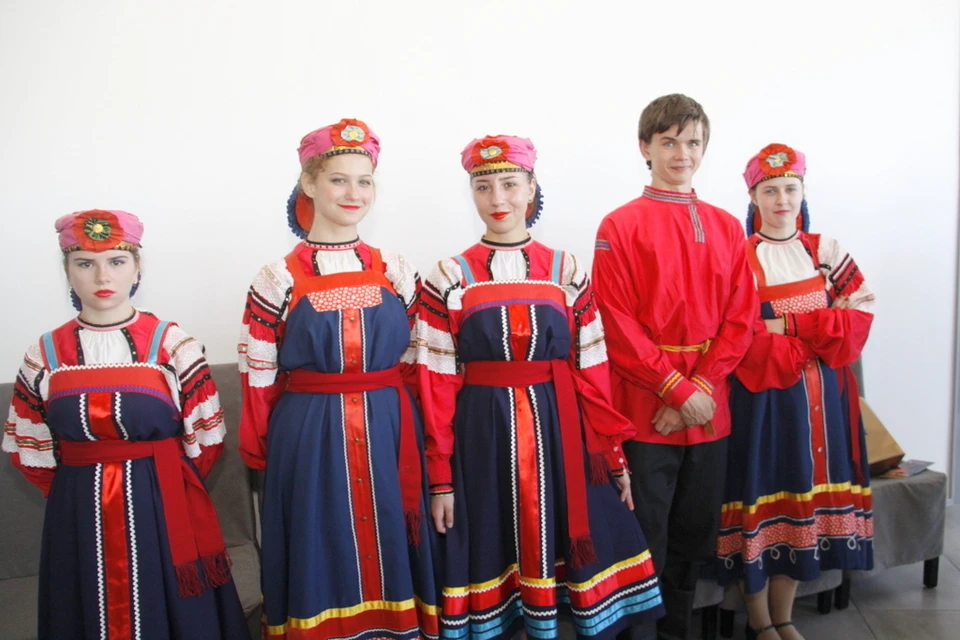 Праздник украсили юные нарвские танцоры.