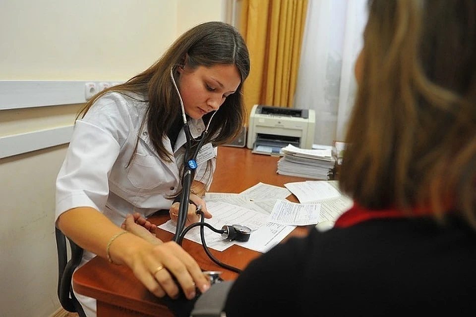 Охотники за головами: зарплаты врачей в Сибири растут, потому что не хватает специалистов.