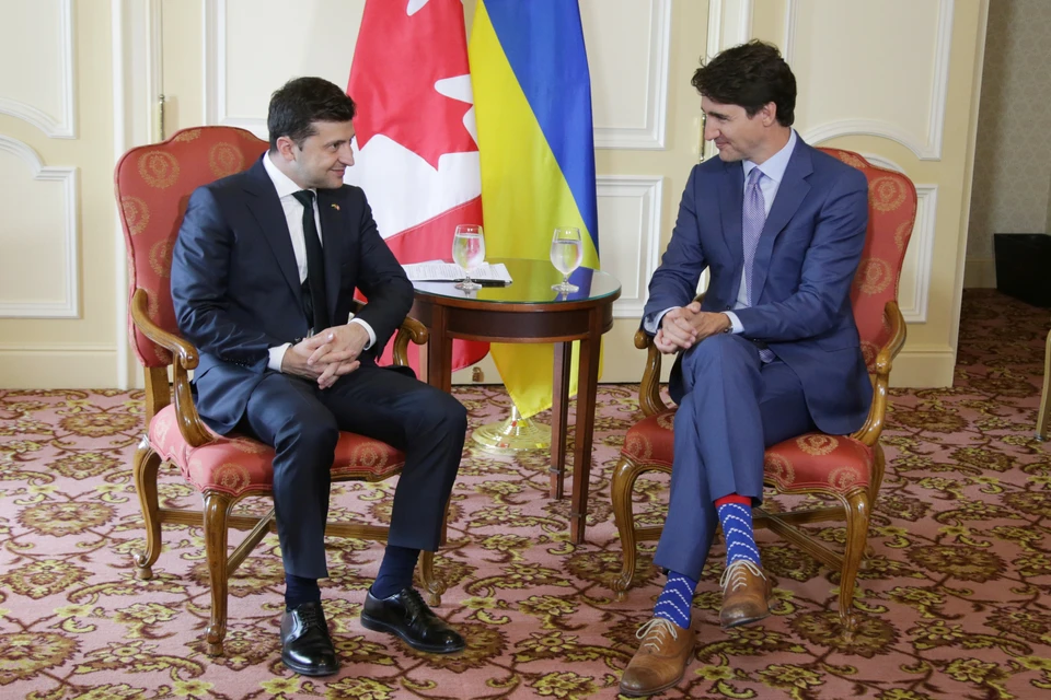 Президент Украины Владимир Зеленский и канадский премьер-министр Джастин Трюдо во время встречи в Оттаве.