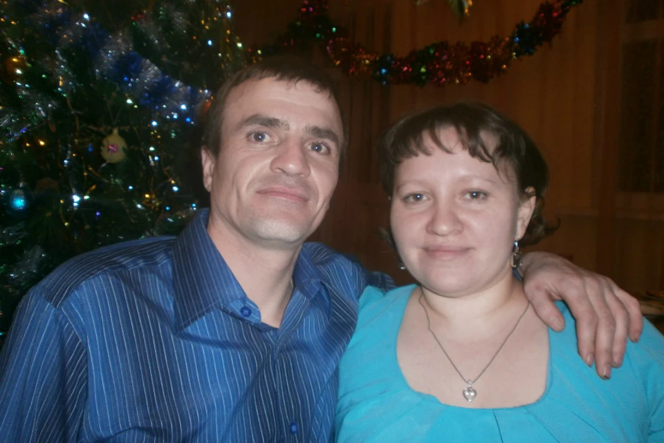 Недавно Оксана и Тимур отметили годовщину свадьбы.
