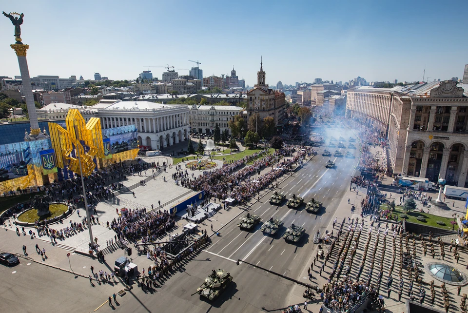 Военные парады, судя по всему, уйдут в прошлое вместе с Порошенко.