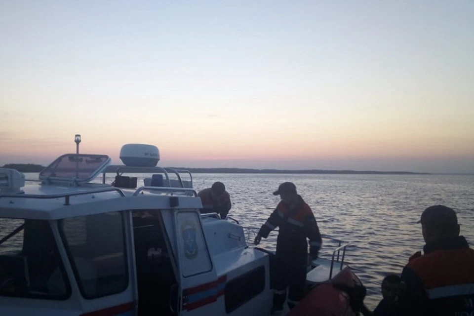 Трагедия произошла 15 июля в районе острова Понамарев на реке Лена. Фото: пресс-служба ГУ МЧС России по РС(Я).