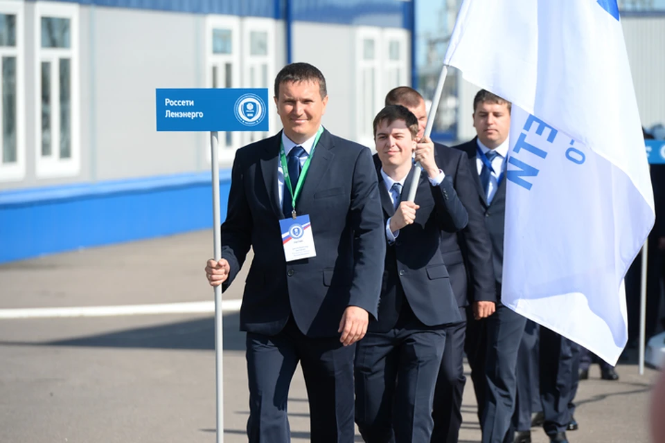 На территории полигона встретились сильнейшие представители профессии - победители отборочных этапов. Фото: Олег Белов.