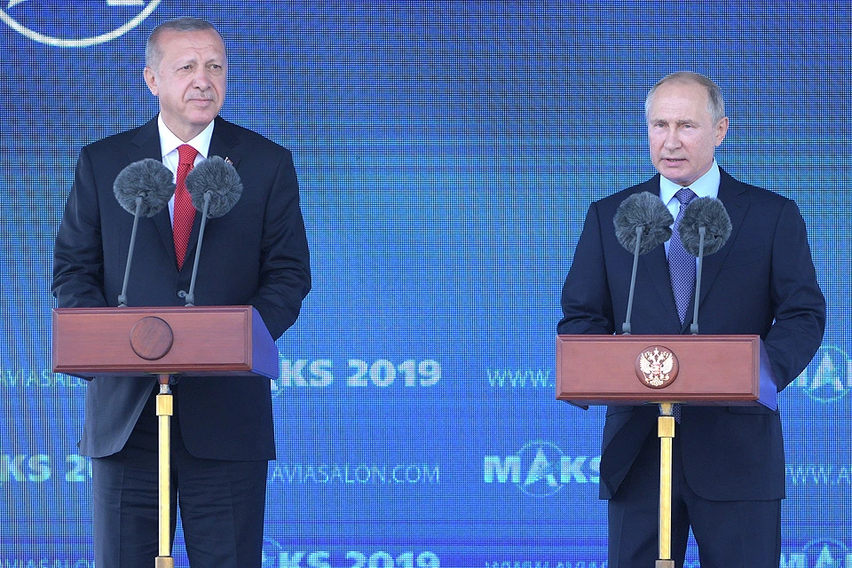 Владимир Путин и президент Турции Реджеп Эрдоган на церемонии открытия авиасалона МАКС 2019.