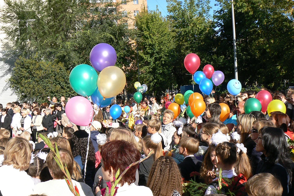 День знаний – 2019 в Тюмени: как и когда пройдут линейки в школах и чего ждать учащимся в новом в 2019/2020 учебном году