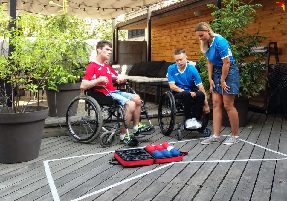 Игра в боччу доступна людям в инвалидных колясках – осталось их убедить не сидеть взаперти.