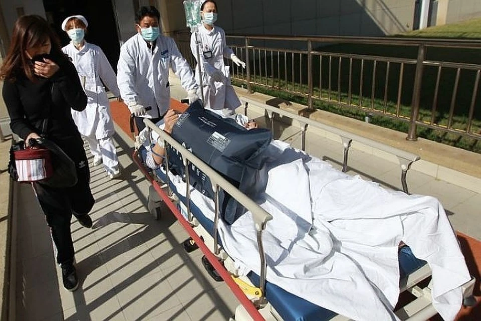 Десять детей госпитализированы после нападения на китайскую школу