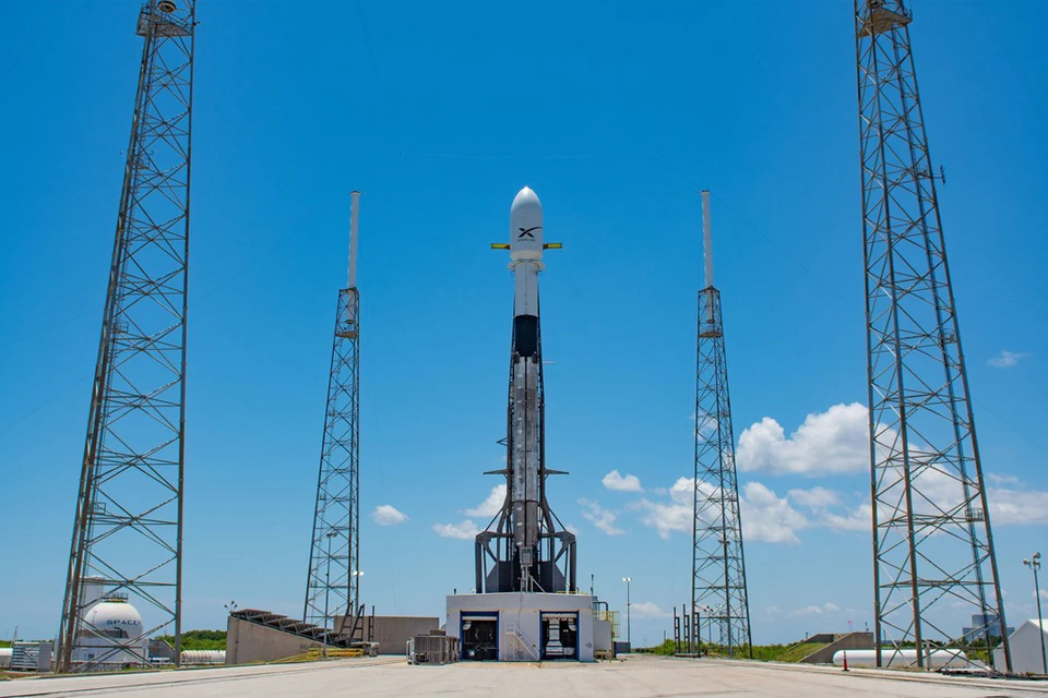 24 мая 2019 года ракета Falcon 9 запустила на околоземную орбиту 60 спутников системы глобального интернета Starlink
