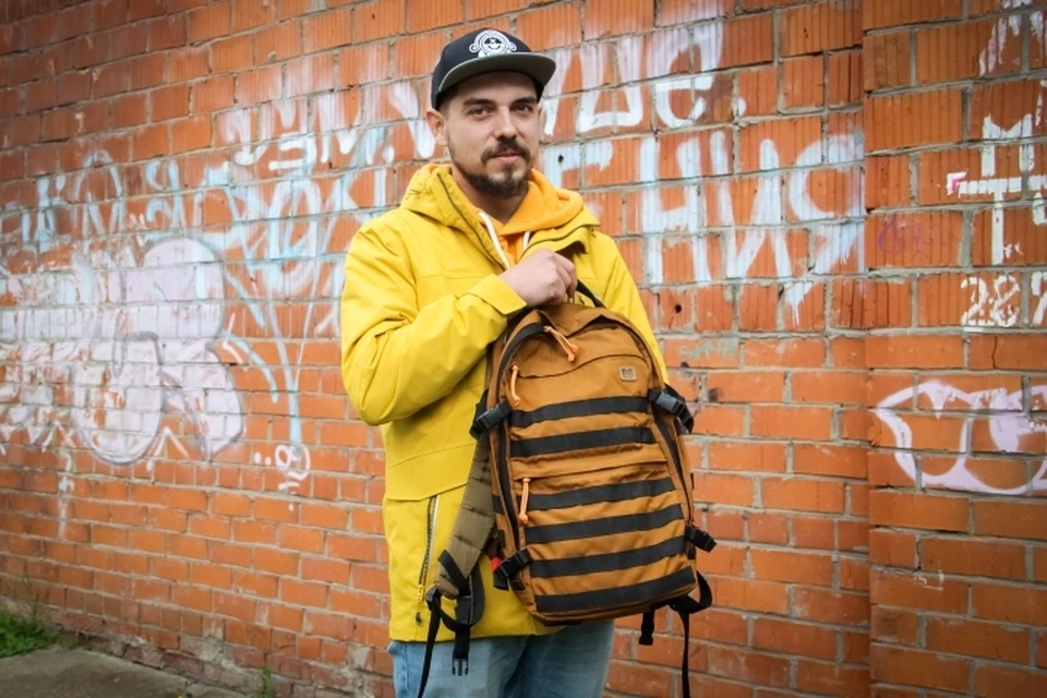 Этот рюкзак Дмитрий сшил для себя своими руками.