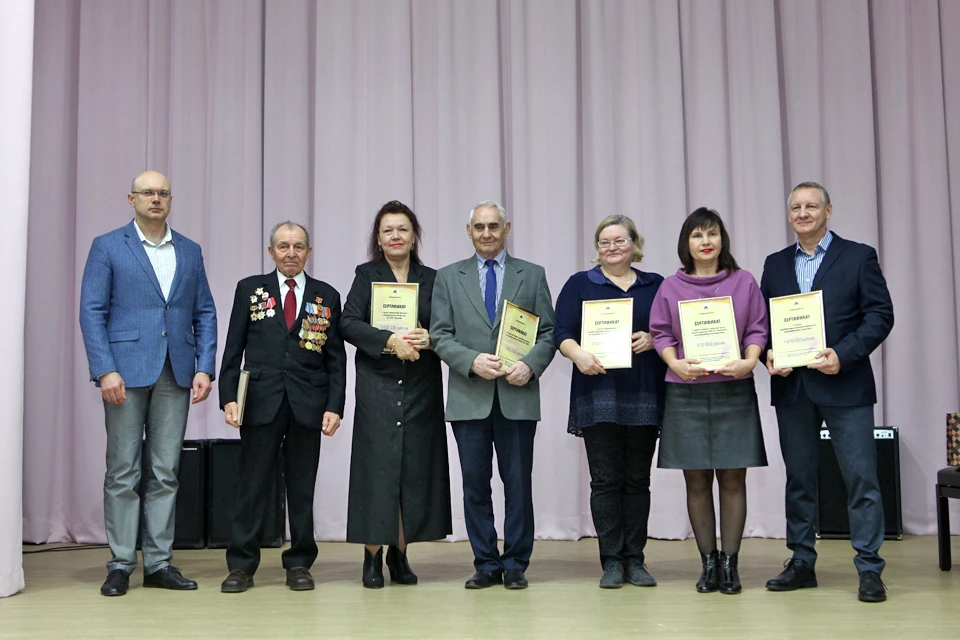 Вручение благотворительных сертификатов - многолетняя традиция ННК. Фото: АО «ННК».