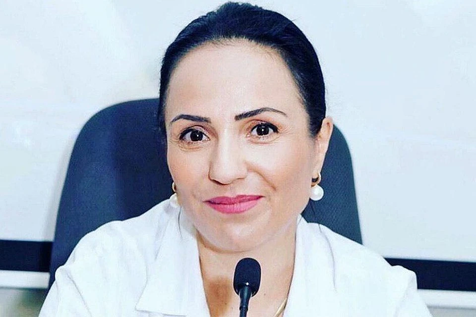 Накануне с поста главного врача по собственному желанию уволилась Марина Сармосян