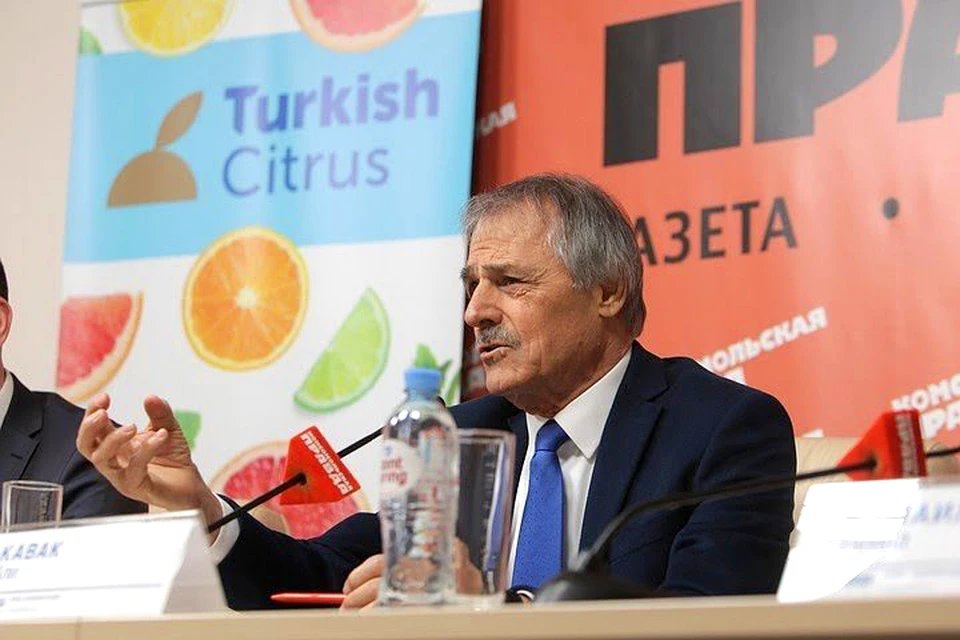 Председатель Отраслевого совета Средиземноморского союза экспортеров фруктов и овощей (AKİB) Али Кавак.