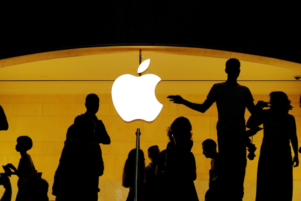 Акции Apple в новом году впервые достигли $300 за штуку