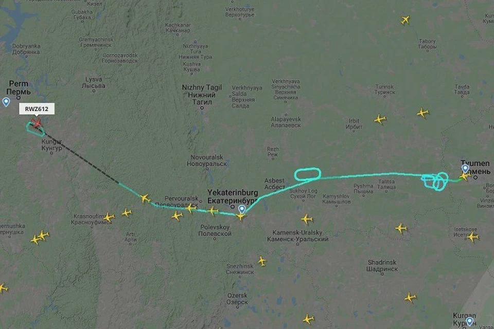 Рейс из Тюмени не долете до Петербурга и сел в Перми. Фото: Flightradar24