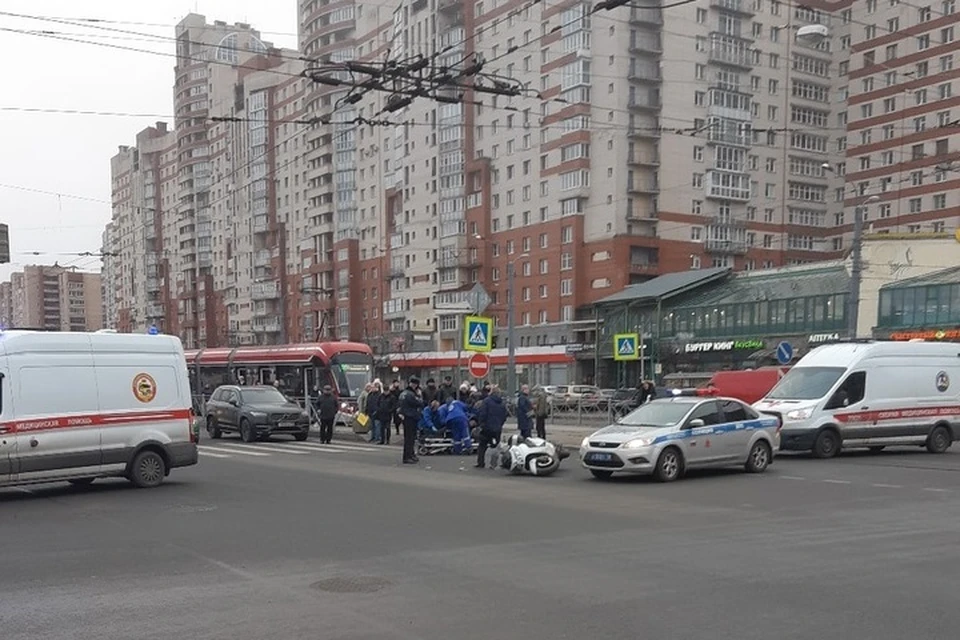 В Выборгском районе пожилой скутерист насмерть сбил пенсионерку. Фото: vk.com/spb_today