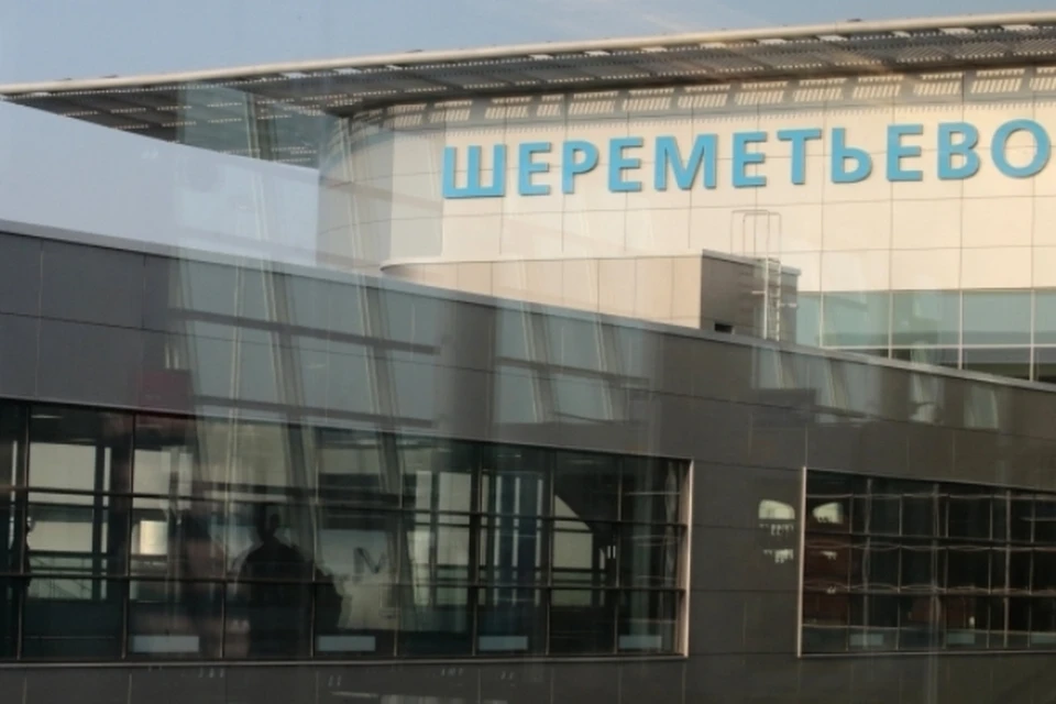 Самолет вернулся в «Шереметьево» из-за возможных проблем с двигателем