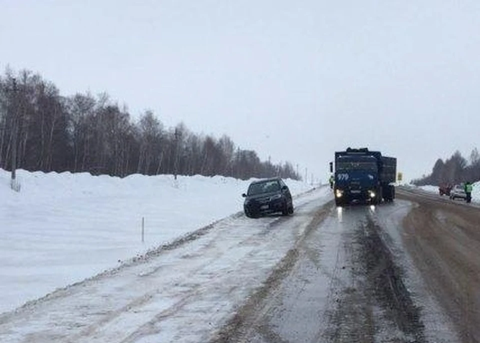 Полицейские проводят проверку по факту серьезного ДТП