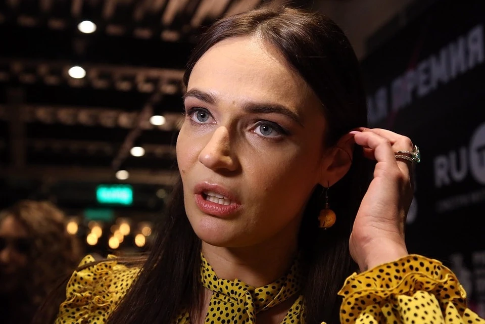 Алена Водонаева из звезды "Дома 2" стала почетным гостем политических ток-шоу