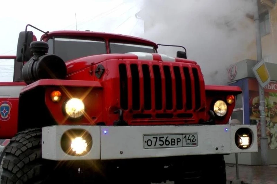 Кузбасские пожарные спасли от огня 25 человек. ФОТО: ГУ МЧС по Кемеровской области