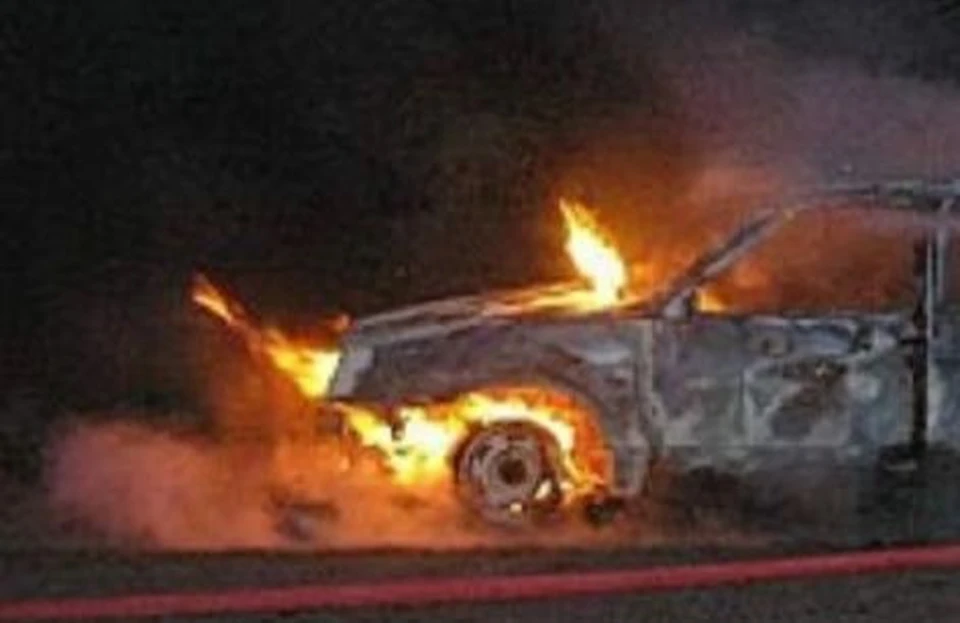В Тульской области случайная прохожая потушила горящий автомобиль
