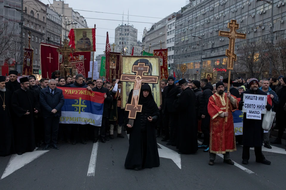 Прихожане Сербской православной церкви сплотились против черногорского закона о религии