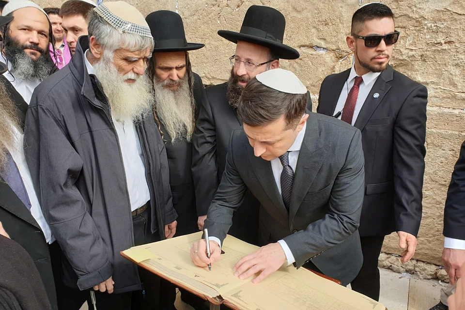 Президент Зеленский поехал на Международный форум по Холокосту и против антисемитизма в Израиль