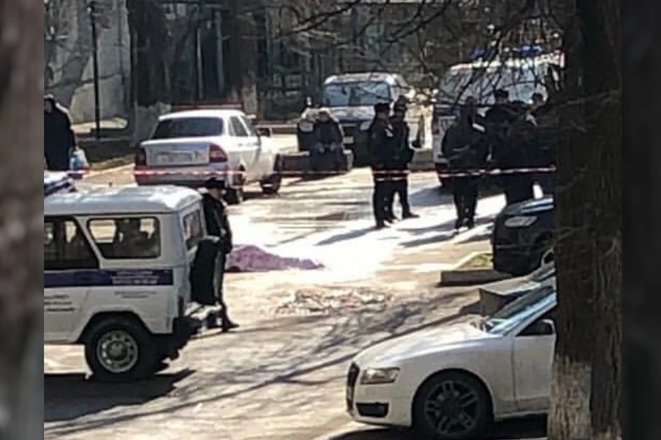 Появилось видео гибели наркокурьера, проглотившего товар на глазах полиции
