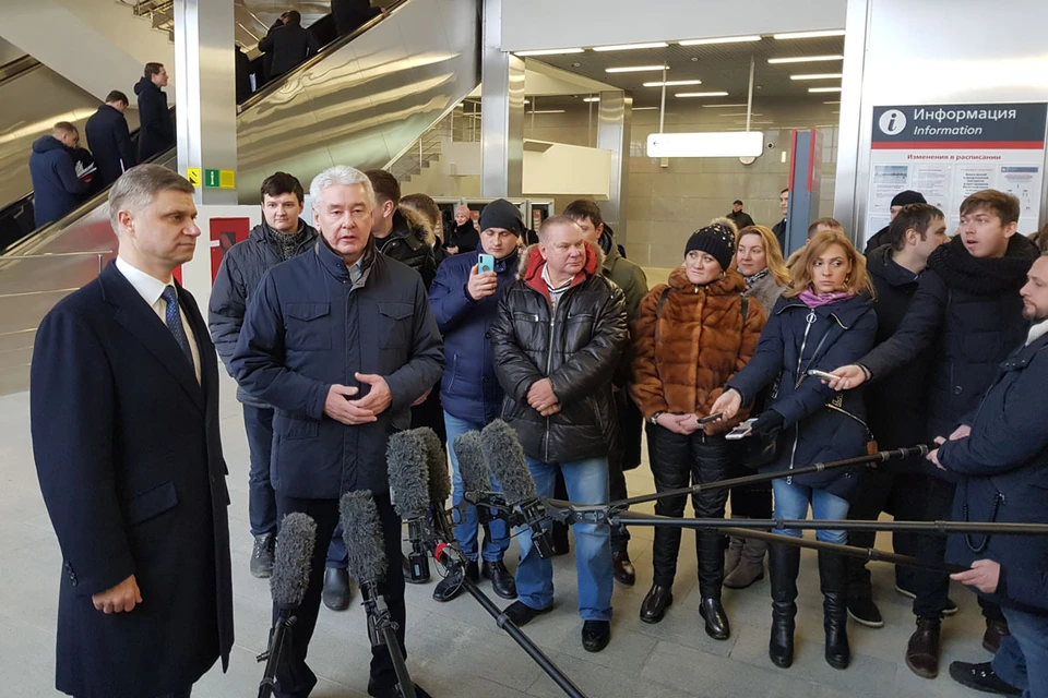 Мэр Москвы Сергей Собянин на открытии пересадочного узла, связывающего платформу НАТИ Октябрьской железной дороги и станцию МЦК Лихоборы.