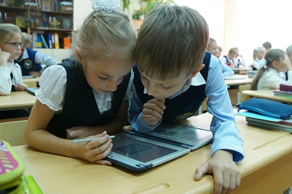 В Краснодарском крае 12-летнюю девочку, которая забыла пропуск дома, не пустили в школу