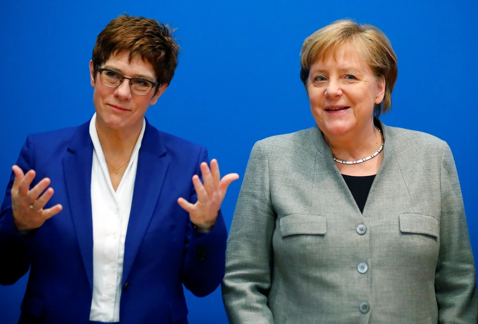 Аннегрет Крамп - Карренбауэр и канцлер Германии Ангела Меркель