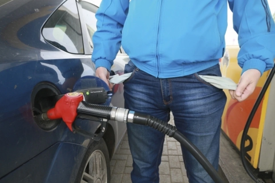 Бензин в Кузбассе дешевле и доступнее, чем в Новосибирске и на Алтае