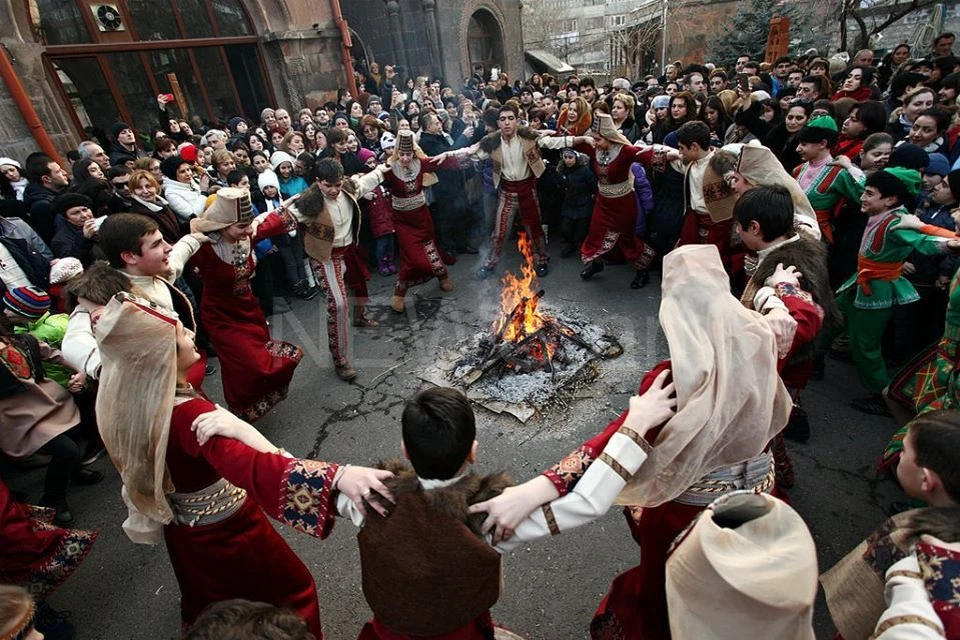 Армянский праздник Терендез отмечают как день молодоженов. Фото: Дом дружбы народов РК
